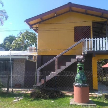 Cabinas Miss Miriam 1 Tortuguero Ngoại thất bức ảnh
