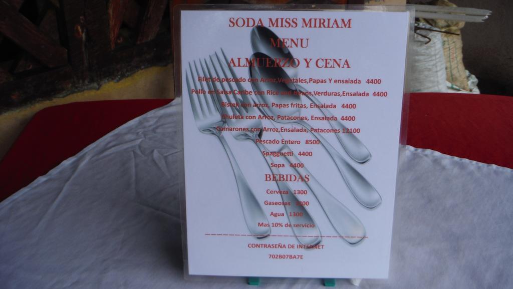 Cabinas Miss Miriam 1 Tortuguero Ngoại thất bức ảnh