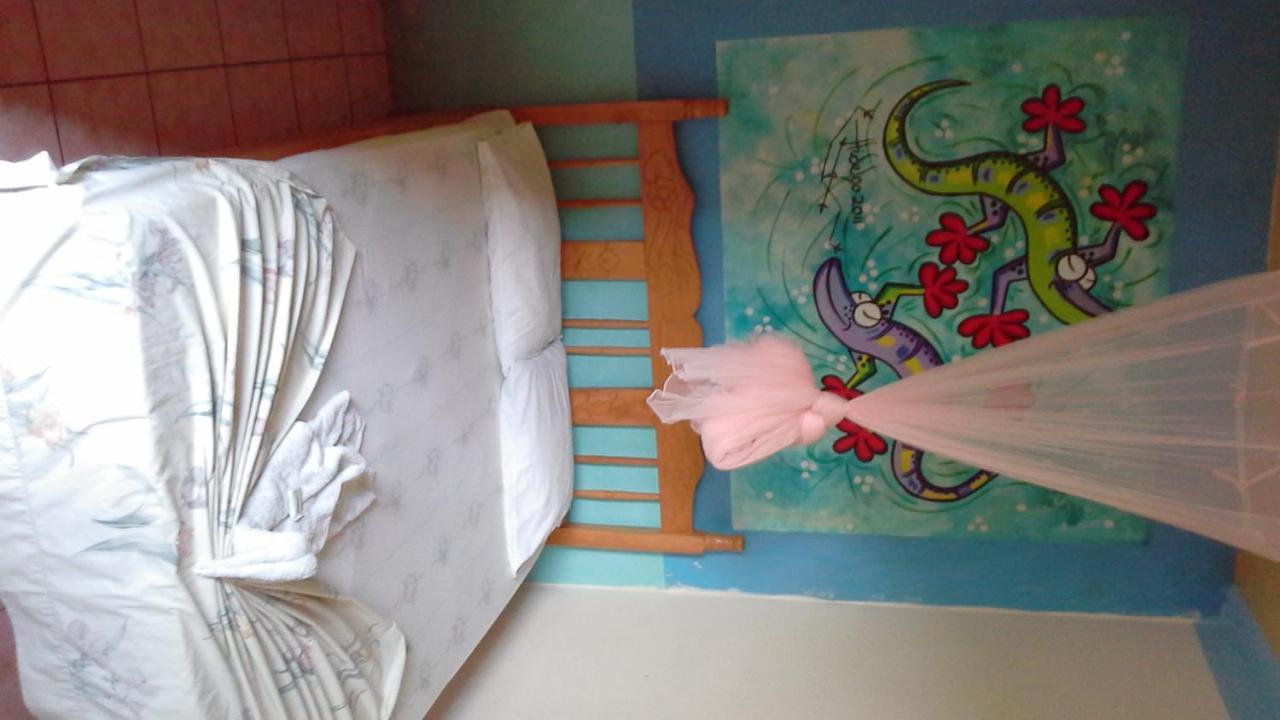 Cabinas Miss Miriam 1 Tortuguero Ngoại thất bức ảnh